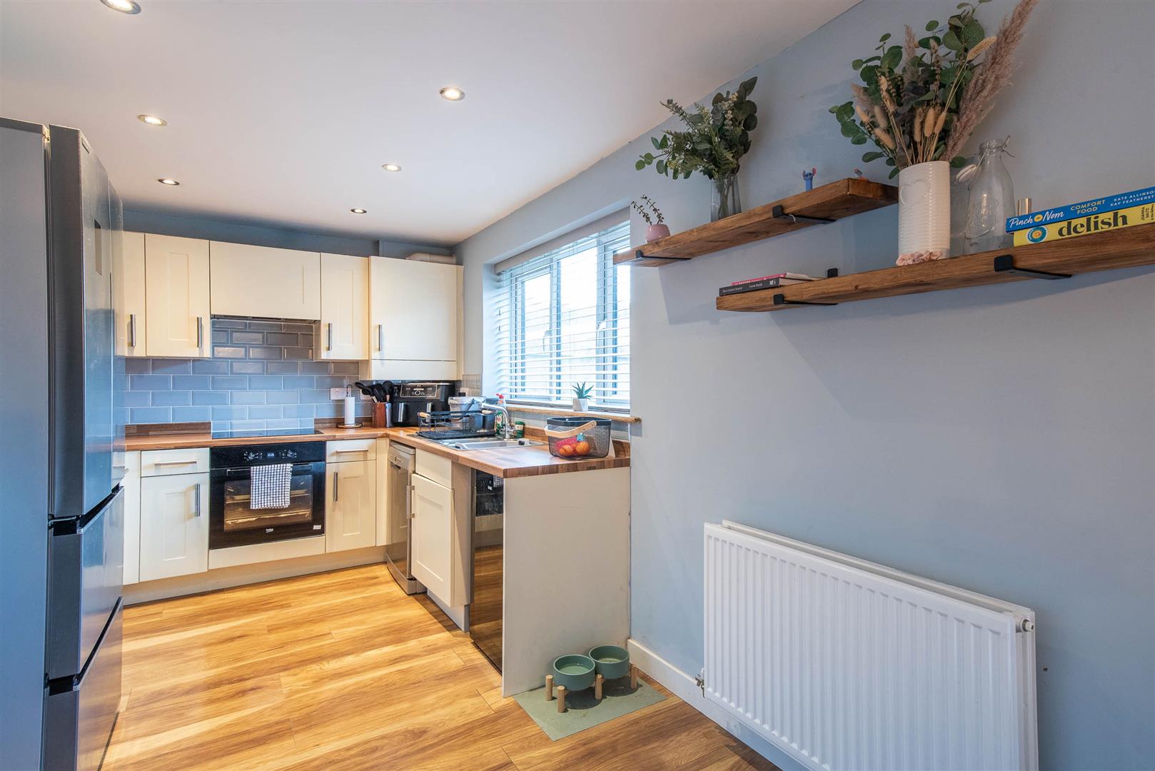 4 bed property in Lincoln Drive, Chorley